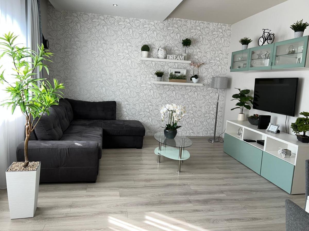 Downtown Dream Apartmans Szeged Ngoại thất bức ảnh