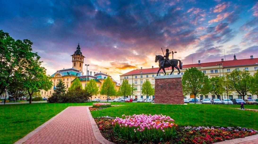 Downtown Dream Apartmans Szeged Ngoại thất bức ảnh