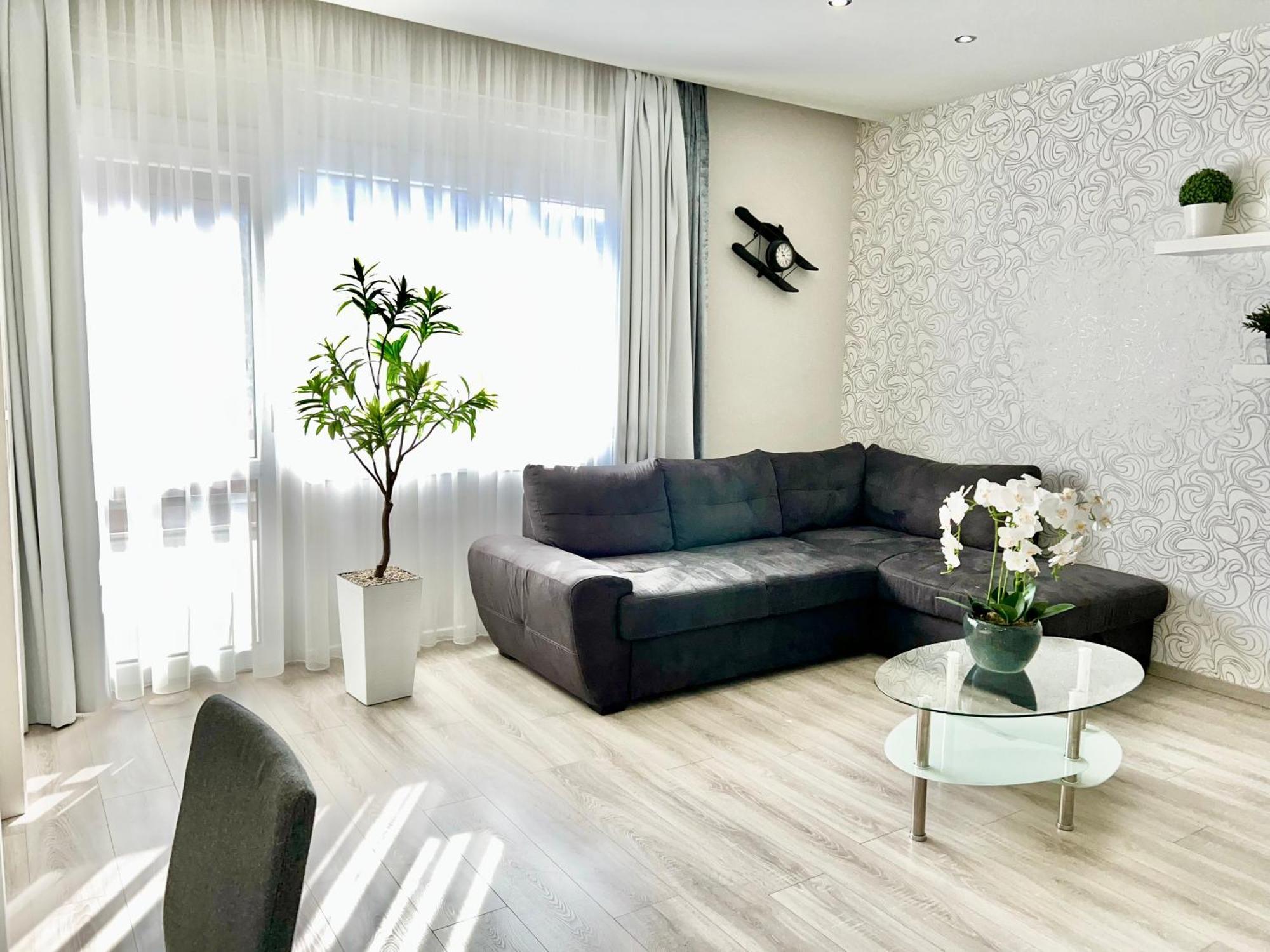 Downtown Dream Apartmans Szeged Ngoại thất bức ảnh