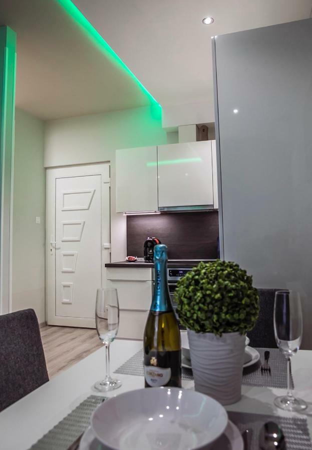 Downtown Dream Apartmans Szeged Ngoại thất bức ảnh