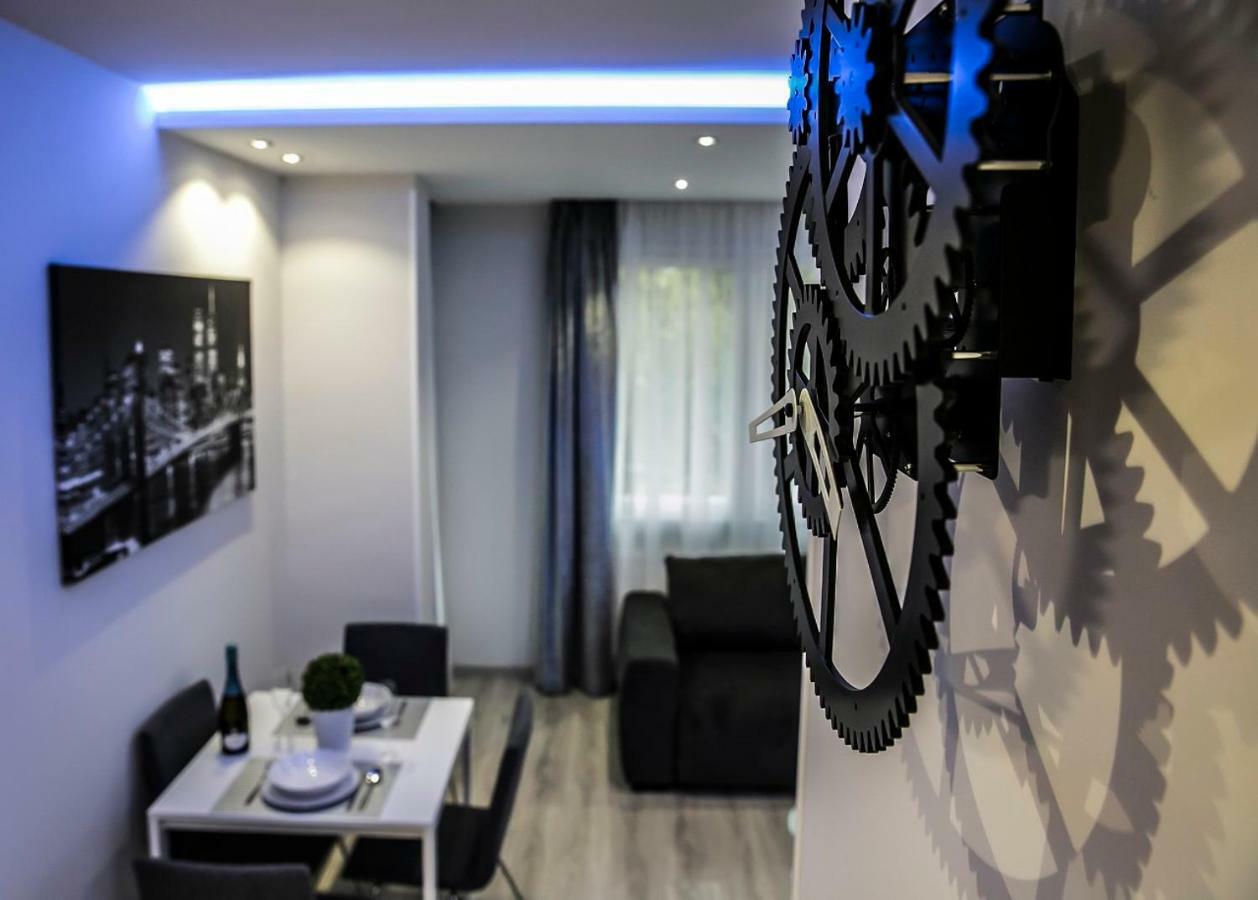 Downtown Dream Apartmans Szeged Ngoại thất bức ảnh