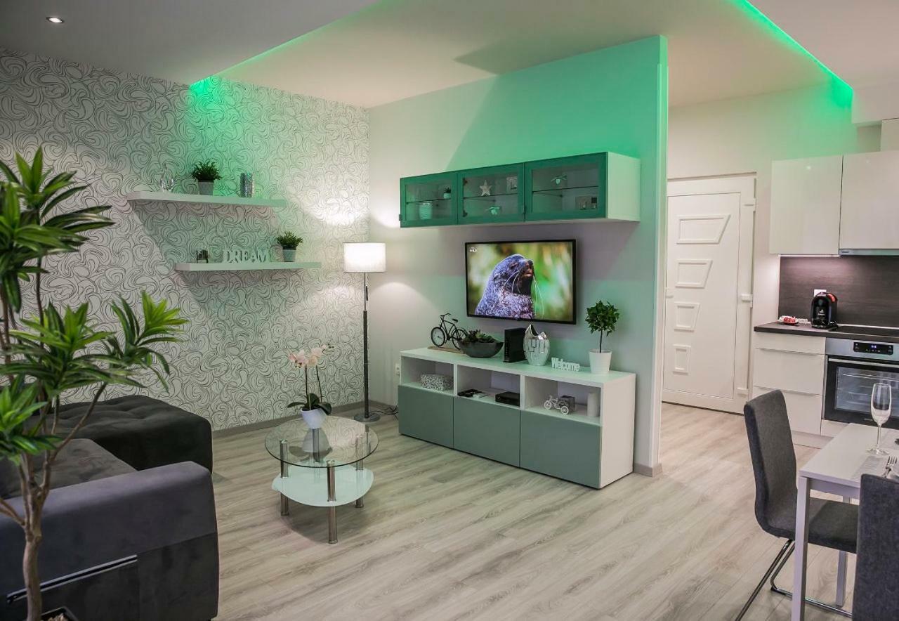 Downtown Dream Apartmans Szeged Ngoại thất bức ảnh